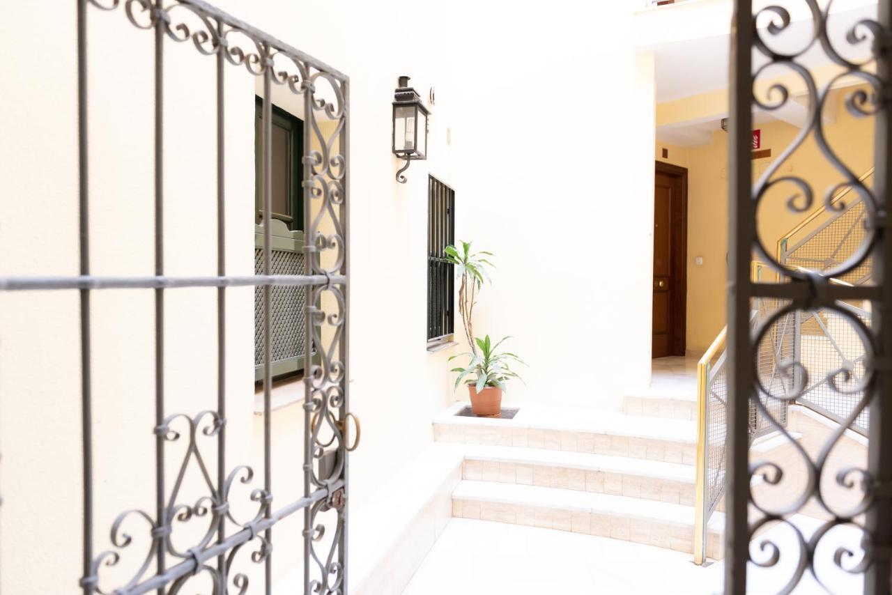 Tourist House Casa Pilatos Apartman Sevilla Kültér fotó