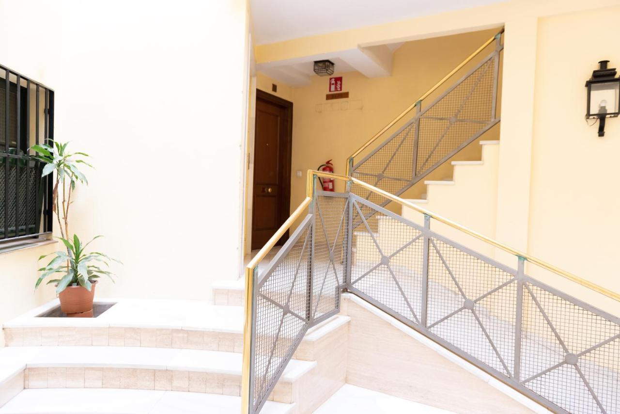 Tourist House Casa Pilatos Apartman Sevilla Kültér fotó